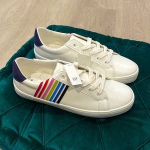 Never worn Gap shoes. Size 8.
